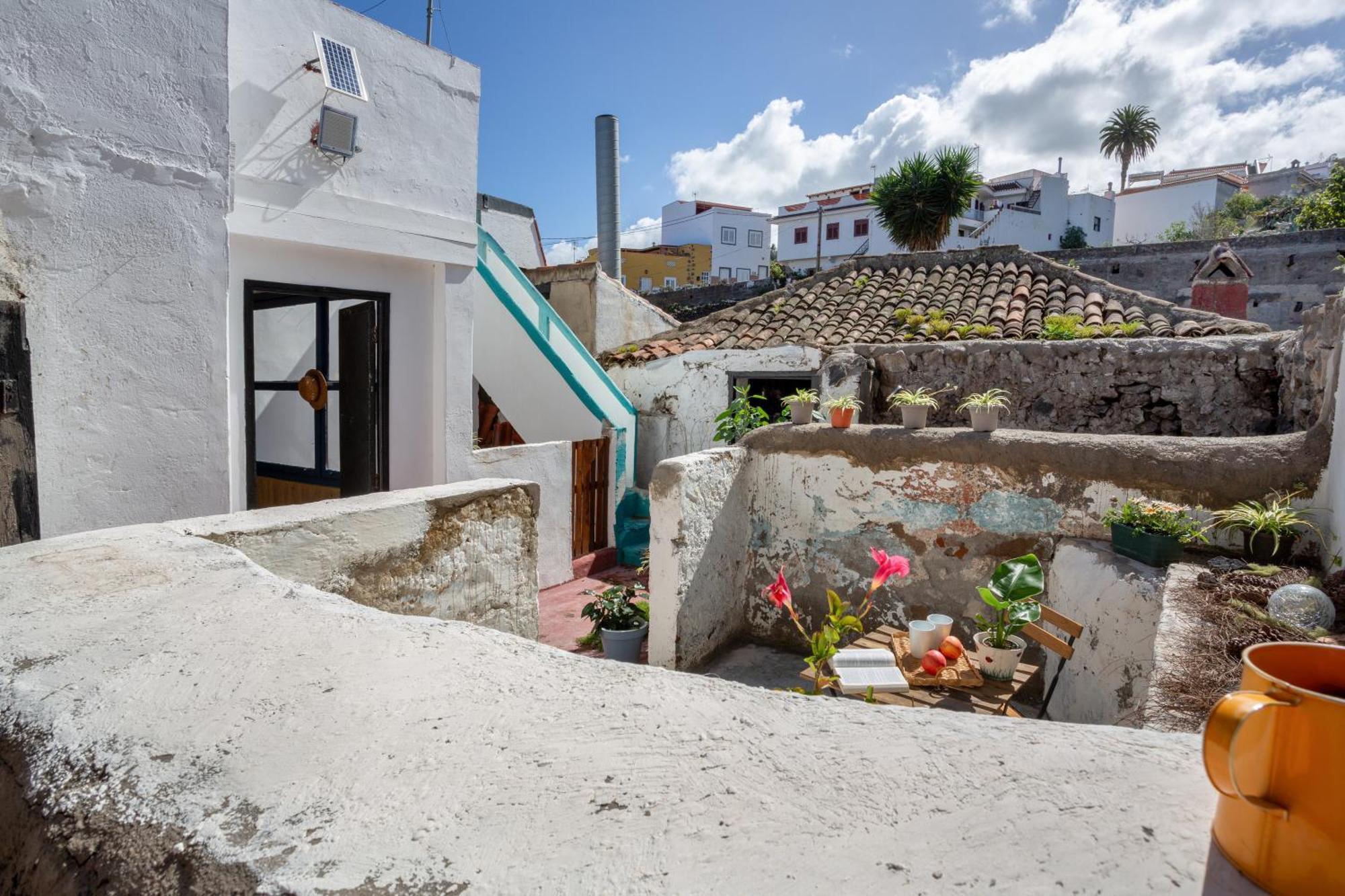 Отель Un Jardin Al Mar Хеновес Экстерьер фото